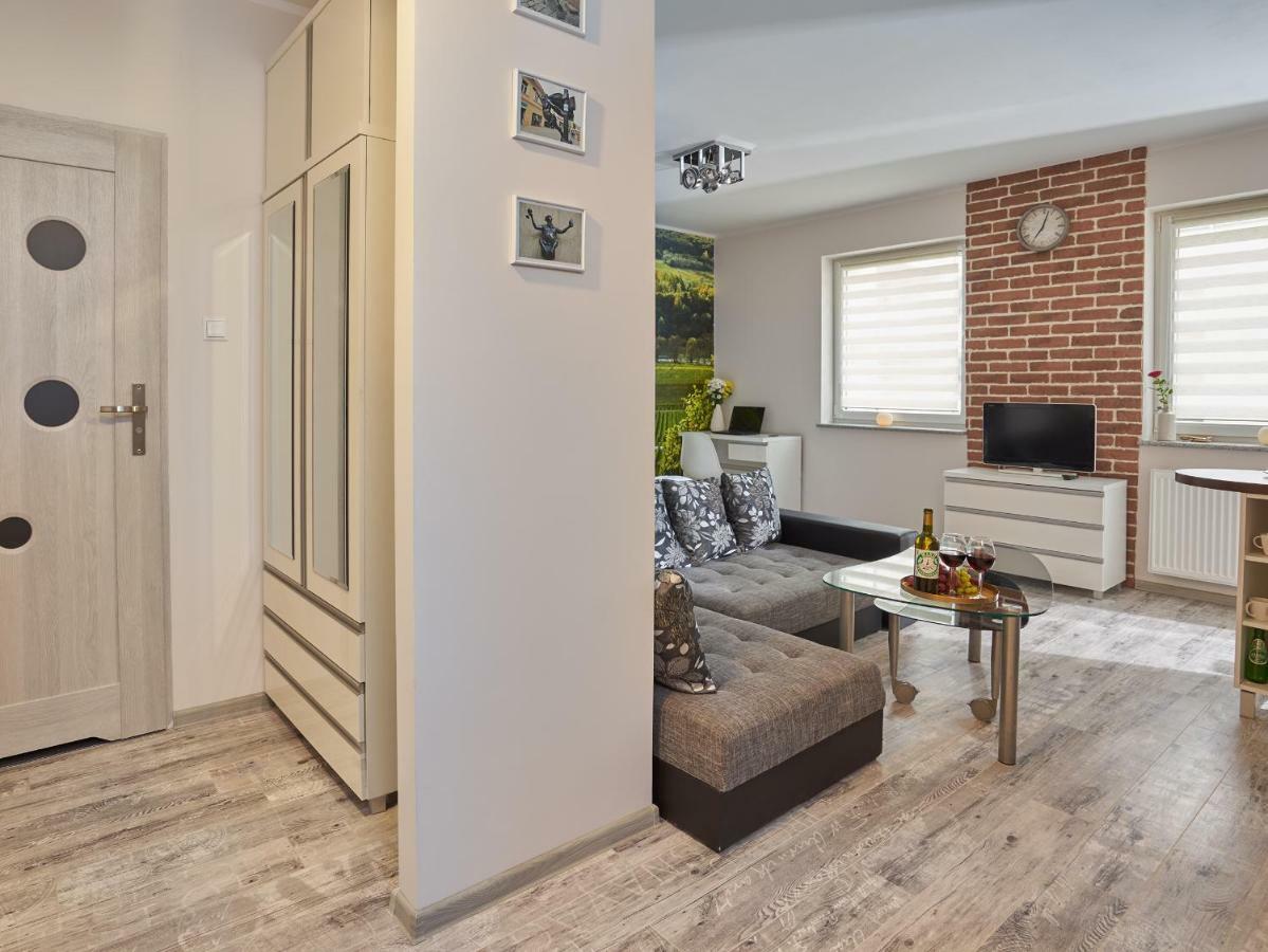 Apartament Winnica เจโลนากูรา ภายนอก รูปภาพ
